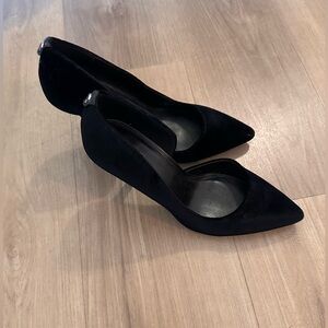Micheal Kors velvet pumps- worn once